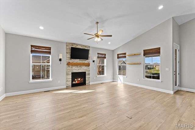 224 Meridian Oaks Drive, Glen Carbon, IL 62034