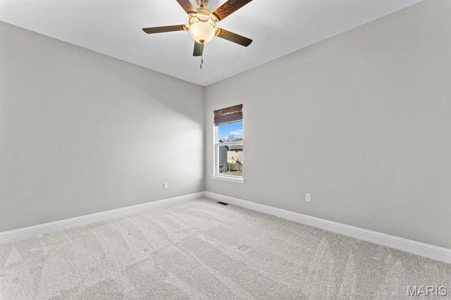 224 Meridian Oaks Drive, Glen Carbon, IL 62034