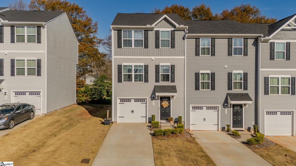 113 Brooklane Court, Easley, SC 29642