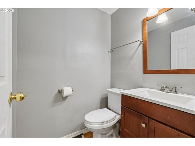 504 Se 5TH St, Battle Ground, WA 98604