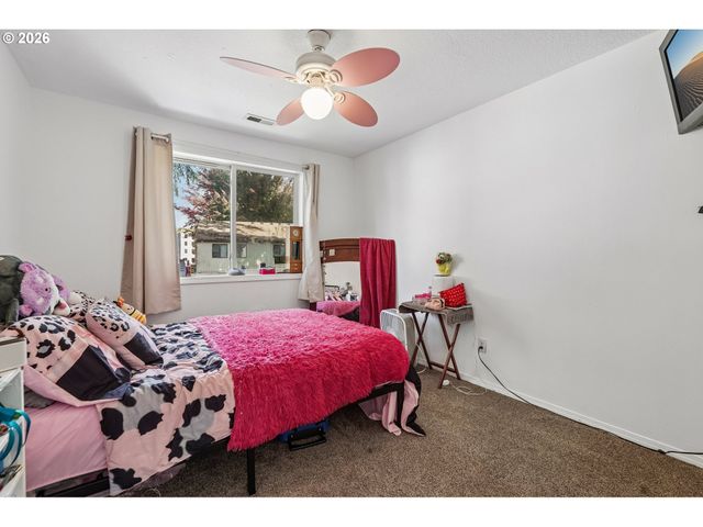504 Se 5TH St, Battle Ground, WA 98604