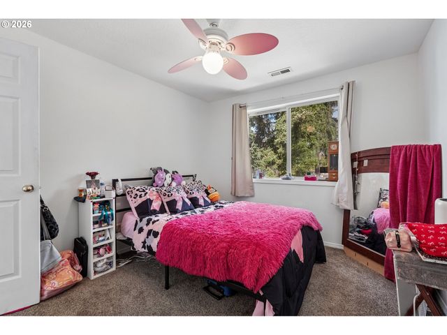 504 Se 5TH St, Battle Ground, WA 98604