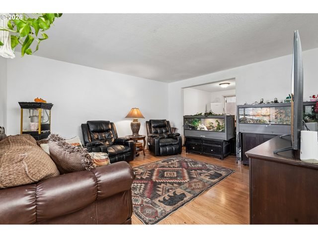 504 Se 5TH St, Battle Ground, WA 98604