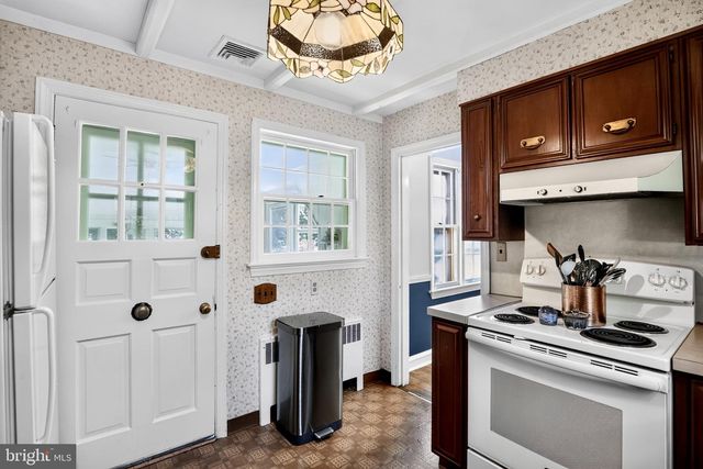 220 HICKORY LN, Haddonfield, NJ 08033