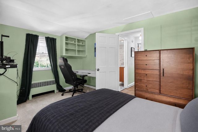 220 HICKORY LN, Haddonfield, NJ 08033