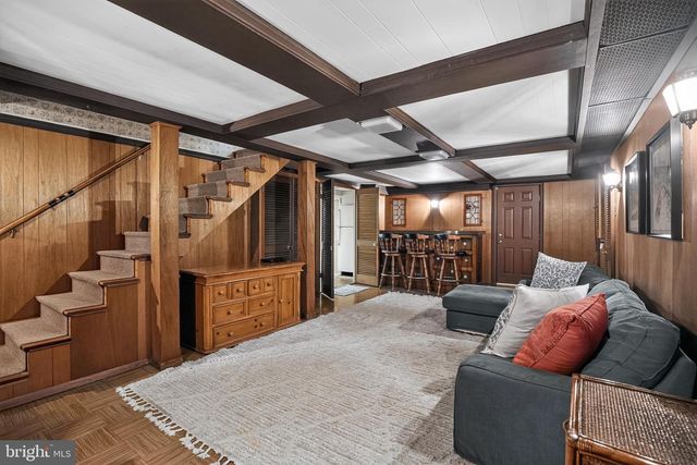220 HICKORY LN, Haddonfield, NJ 08033