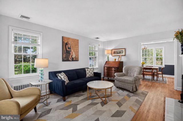 220 HICKORY LN, Haddonfield, NJ 08033