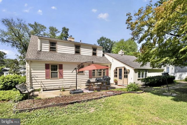 220 HICKORY LN, Haddonfield, NJ 08033