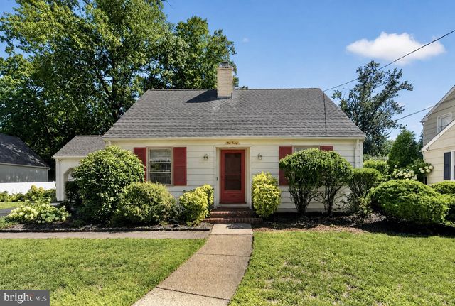 220 HICKORY LN, Haddonfield, NJ 08033