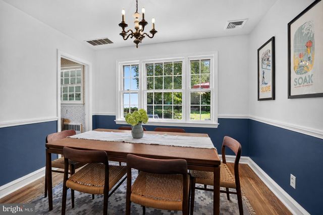 220 HICKORY LN, Haddonfield, NJ 08033