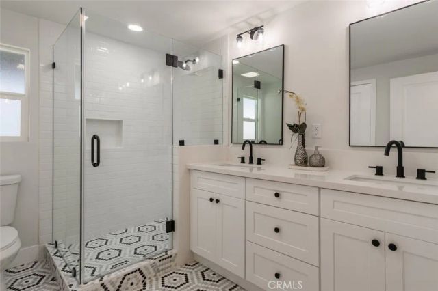 3149 Garden Avenue, Los Angeles, CA 90039