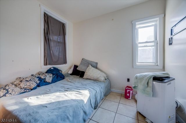 92 Bloomfield Ave, Paterson City, NJ 07503