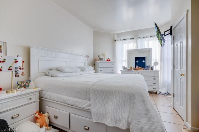 92 Bloomfield Ave, Paterson City, NJ 07503