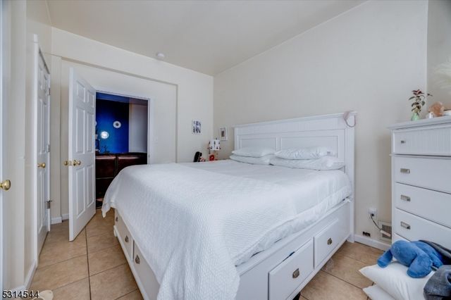 92 Bloomfield Ave, Paterson City, NJ 07503