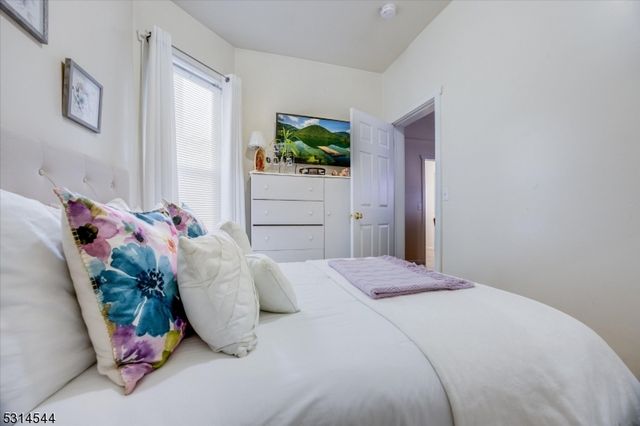 92 Bloomfield Ave, Paterson City, NJ 07503