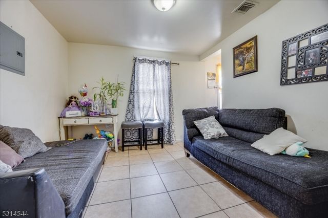 92 Bloomfield Ave, Paterson City, NJ 07503