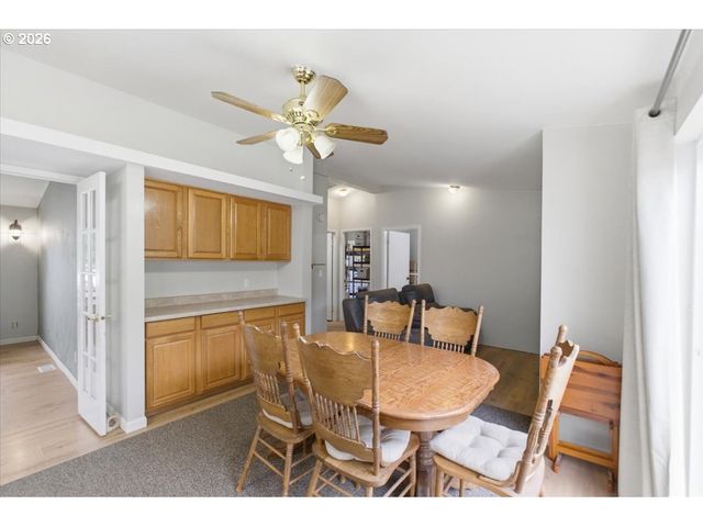 1655 S ELM St 428, Canby, OR 97013