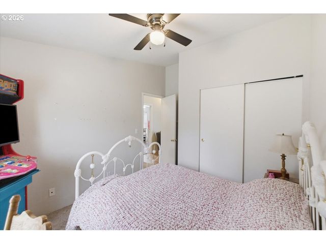 1655 S ELM St 428, Canby, OR 97013