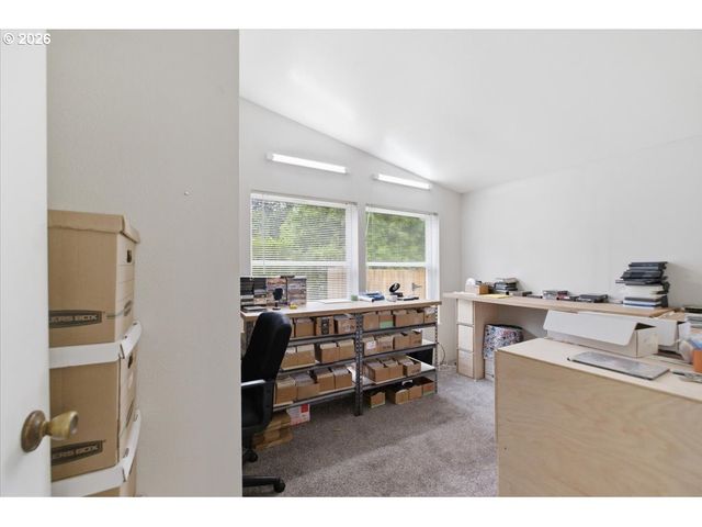 1655 S ELM St 428, Canby, OR 97013