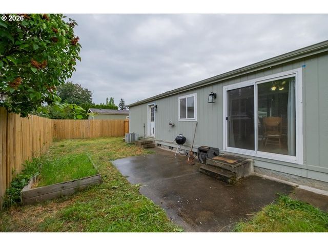 1655 S ELM St 428, Canby, OR 97013