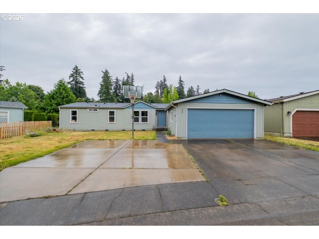 1655 S ELM St 428, Canby, OR 97013