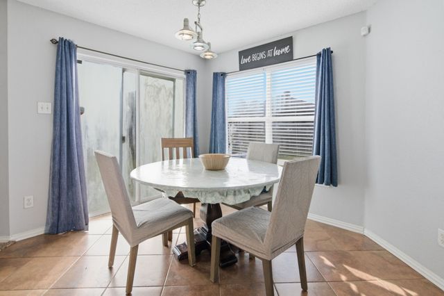 329 Beechwood Lane, Cedar Hill, TX 75104