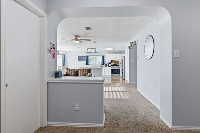 329 Beechwood Lane, Cedar Hill, TX 75104