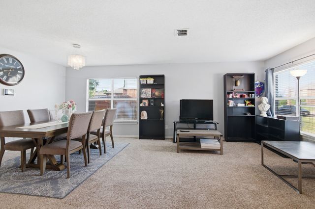 329 Beechwood Lane, Cedar Hill, TX 75104