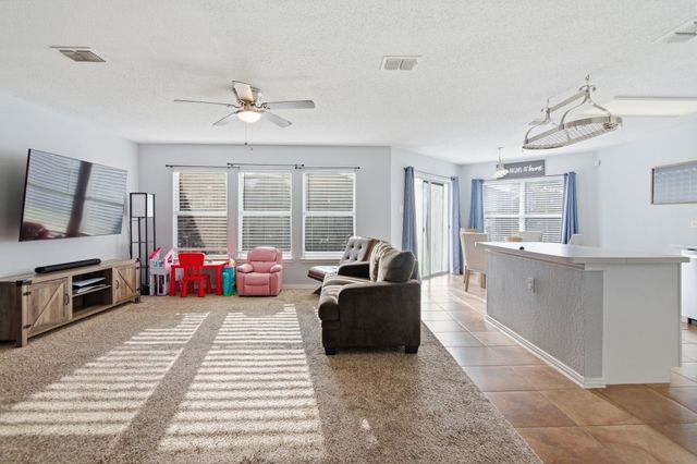 329 Beechwood Lane, Cedar Hill, TX 75104