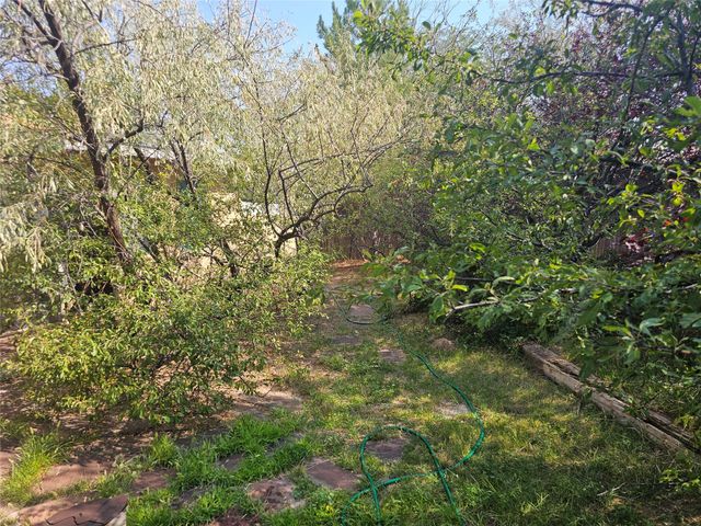 2311 Calle Brocha, Santa Fe, NM 87505