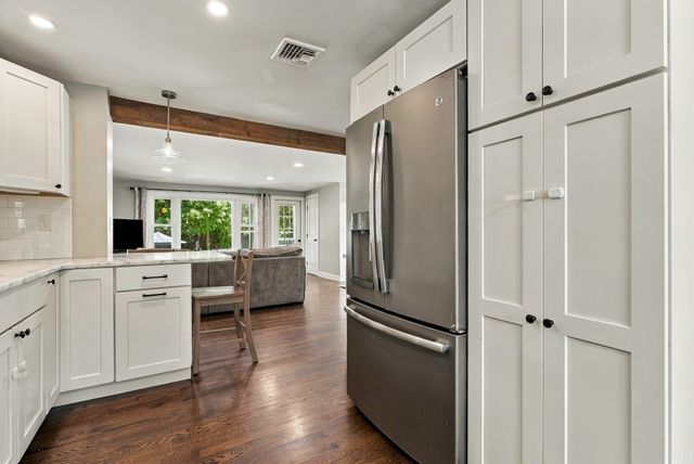 34 Audrea Rd, Framingham, MA 01701