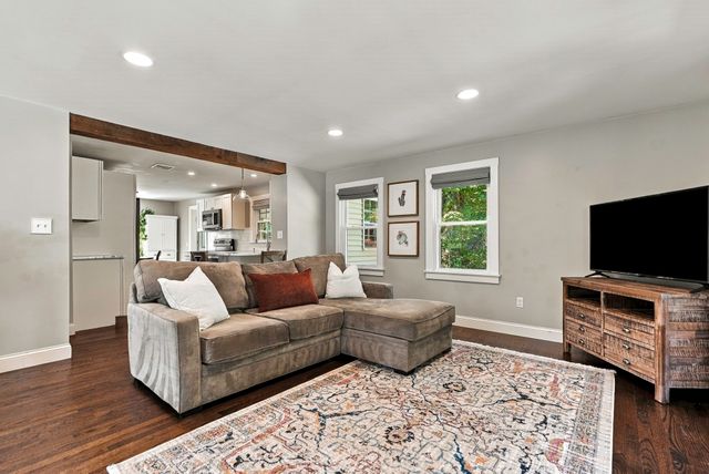 34 Audrea Rd, Framingham, MA 01701
