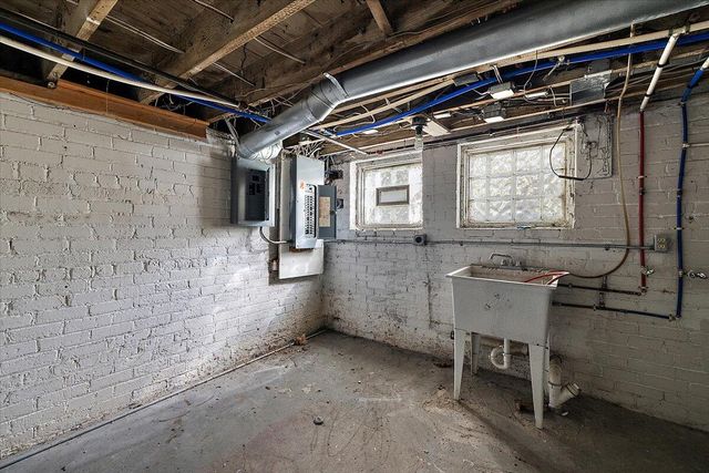 1451 Atkinson Street, Detroit, MI 48206