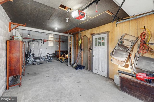 1002 GOODYEAR ROAD, Gardners, PA 17324