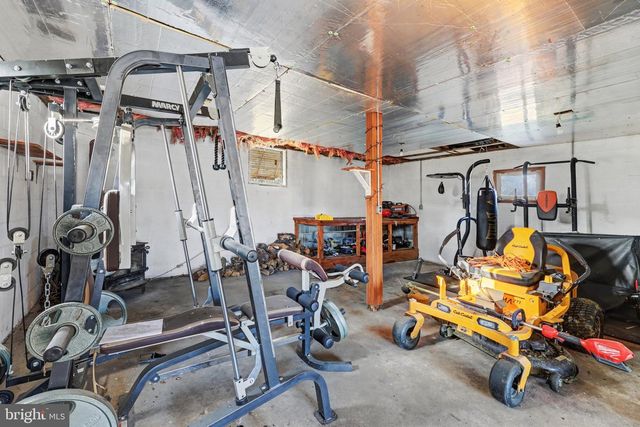 1002 GOODYEAR ROAD, Gardners, PA 17324