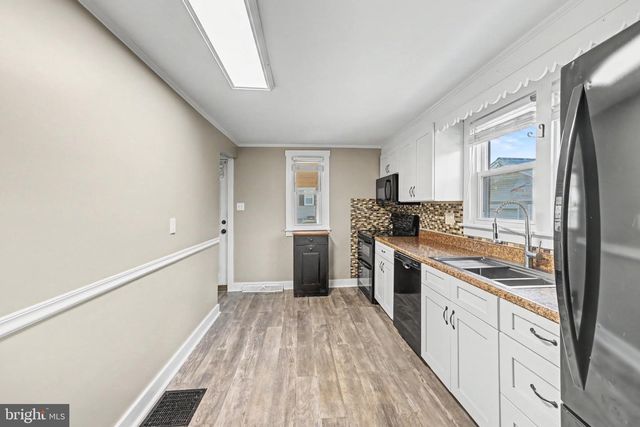 1002 GOODYEAR ROAD, Gardners, PA 17324