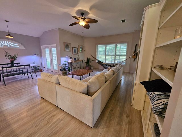 4111 Callaway Drive, Niceville, FL 32578