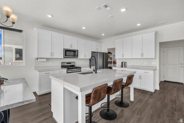 3056 S 2725 W, Syracuse, UT 84075