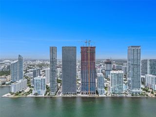 725 NE 24 3806, Miami, FL 33137