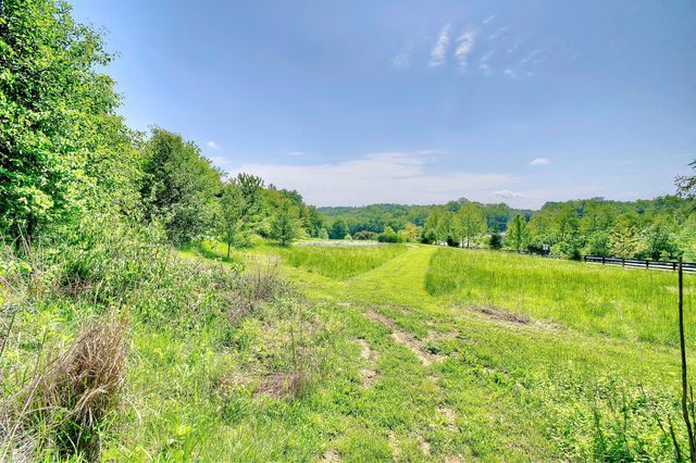 4670 Belleview Road, Petersburg, KY 41080