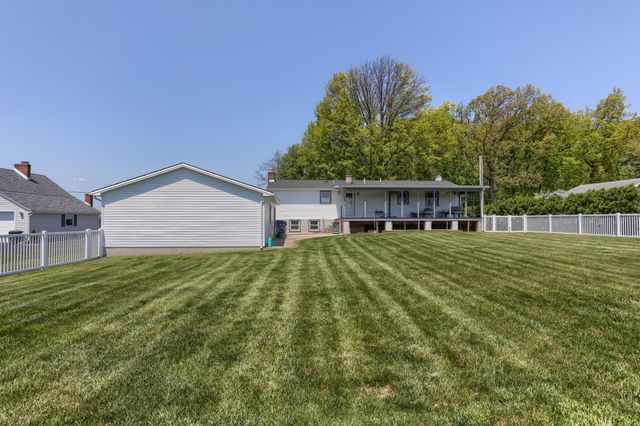 530 E ROSEBUD RD, Myerstown, PA 17067