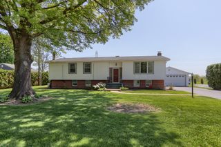 530 E ROSEBUD RD, Myerstown, PA 17067