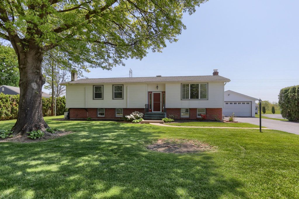 530 E ROSEBUD RD, Myerstown, PA 17067