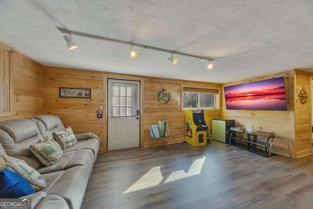 455 Tamarack Drive, Jasper, GA 30143