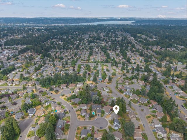 2021 Hoquiam Avenue NE, Renton, WA 98059