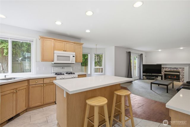 2021 Hoquiam Avenue NE, Renton, WA 98059