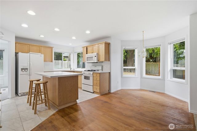 2021 Hoquiam Avenue NE, Renton, WA 98059