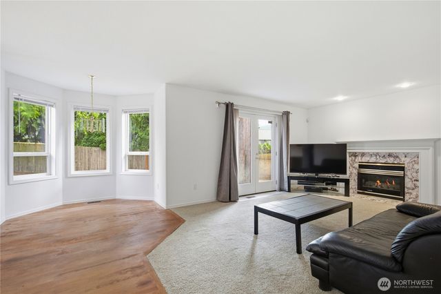 2021 Hoquiam Avenue NE, Renton, WA 98059