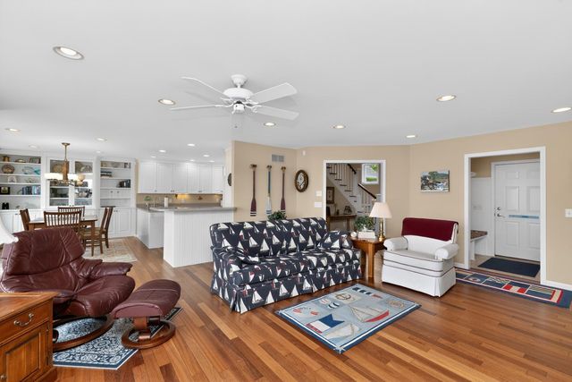 11094 Harbor Drive, Three Rivers, MI 49093