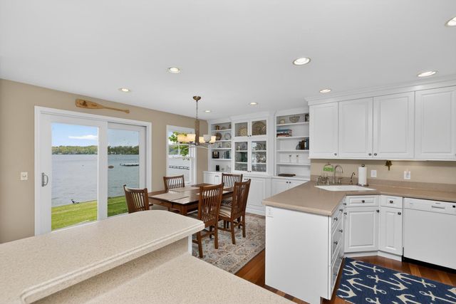 11094 Harbor Drive, Three Rivers, MI 49093